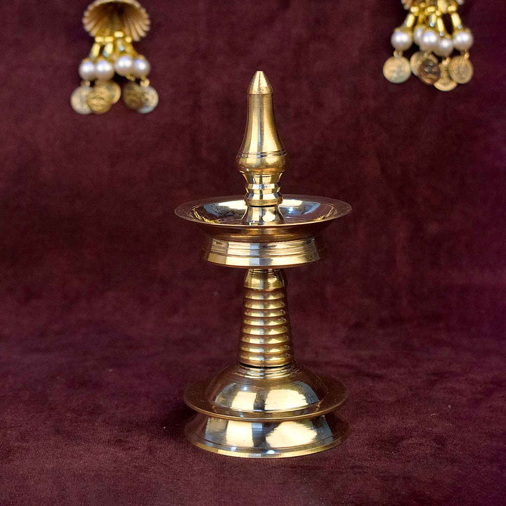 5 inch small brass Kerala diya (AKP Nilavilakku Deepam) traditional South Indian oil lamp for pooja, home temple, and festive decor. India’s Largest Pooja Accessories Brand – www.satvikworld.com