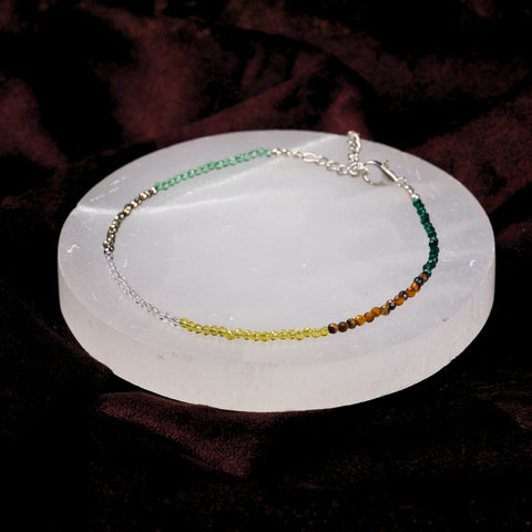 Dhan Yog healing gemstone anklet for wealth and prosperity. India’s Largest Puja Accessories Brand- www.satvikworld.com