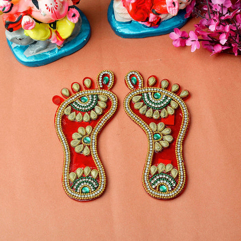 Elegant Laxmi Charan ensemble featuring sacred golden footprints used in pooja rituals to welcome Goddess Lakshmi and invoke divine blessings. India’s Largest Pooja Accessories Brand – www.satvikworld.com