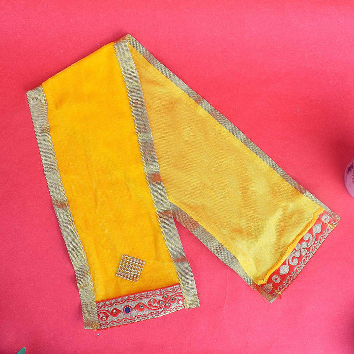 Elegant Yellow Angvastra/Patka/Duppata – Available in 23 and 32 inches, bright yellow devotional cloth perfect for temple rituals, puja, and spiritual ceremonies. India’s Largest Pooja Accessories Brand – www.satvikworld.com