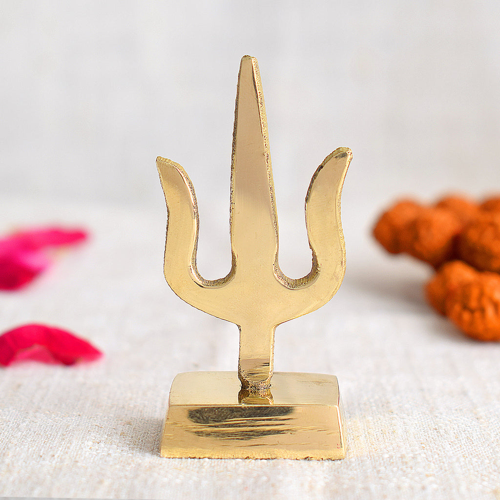 Elegant brass Trishul dashboard idol showcasing divine symbolism and style for car interiors. India’s Largest Pooja Accessories Brand – www.satvikworld.com