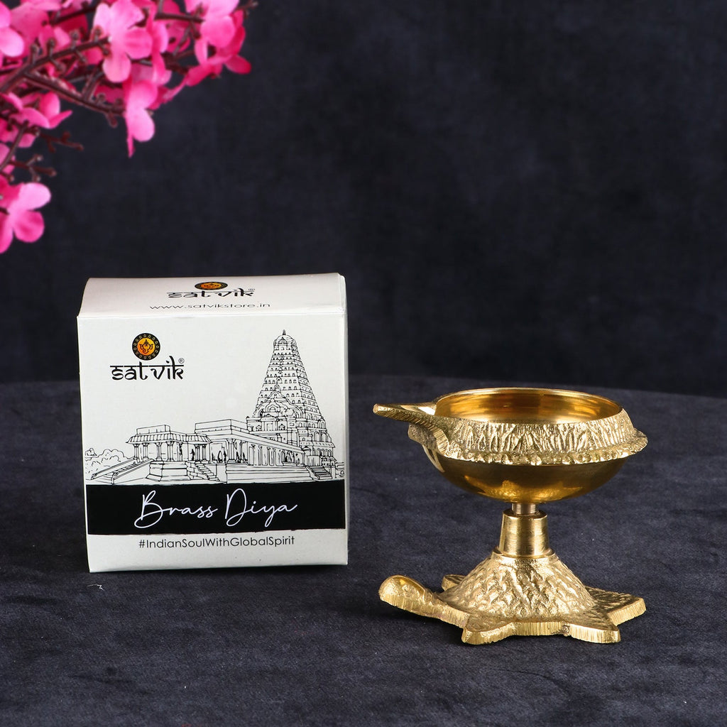 Pure Brass Turtle Diya – Traditional oil lamp crafted in the shape of a turtle, symbolizing stability, prosperity, and longevity in Hindu rituals. India’s Largest Pooja Accessories Brand – www.satvikworld.com